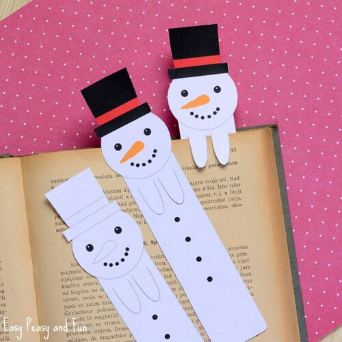 Easy Peasy and Fun has bookmarks for printing online