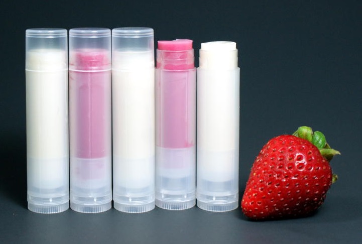 strawberry-lip-balm